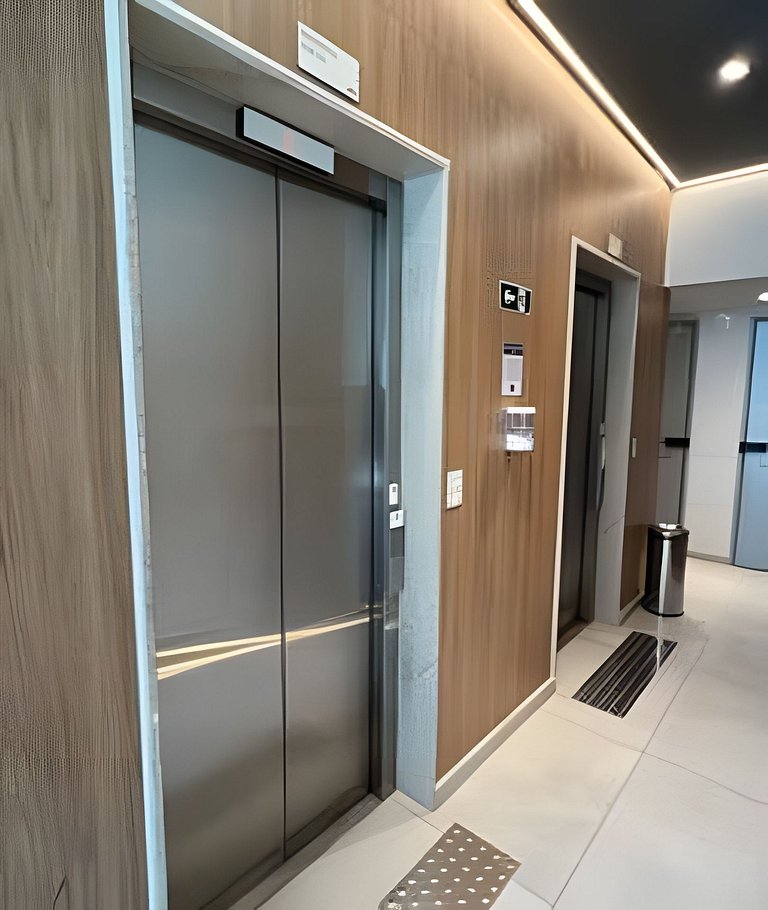 Apartamento Luxuoso em Boa Viagem 706