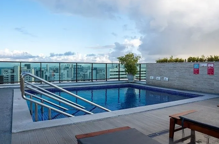 Flat Ramada by Wyndham - Boa viagem Apto 101