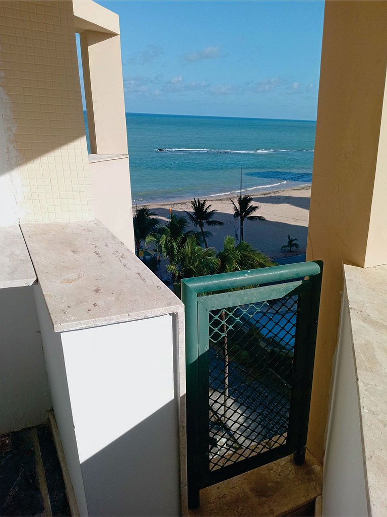 Apartamento Beira Mar Pé na areia - 305