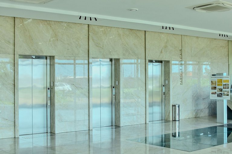 Flat Luxuoso Vista para o Recife - Cais 514