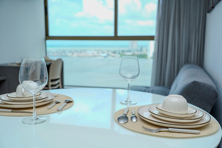 Flat Completo - Vista para o Recife - Cais 1708