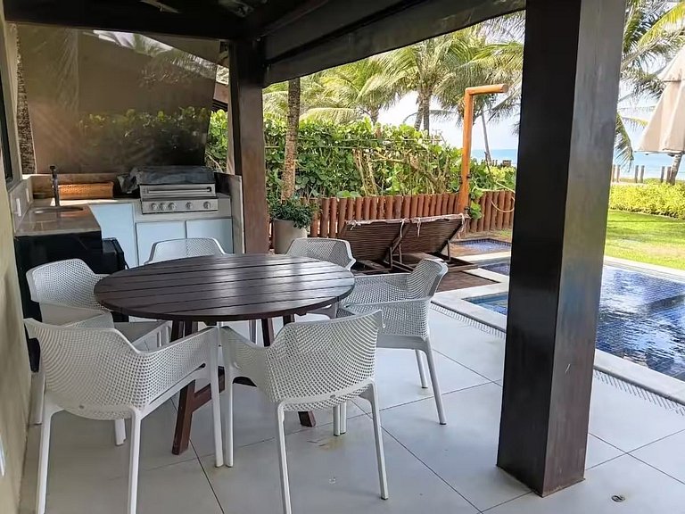 Bangalô Pé na Areia com Piscina Privativa
