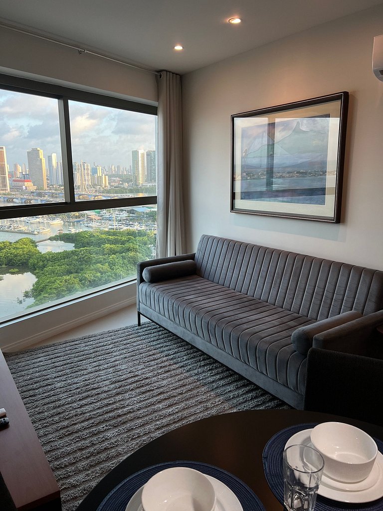 Apartamento em Recife Vista MAR - Cais 1506